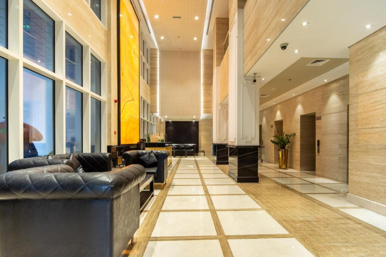 Frank Porter - Mon Reve Dubai Exterior photo
